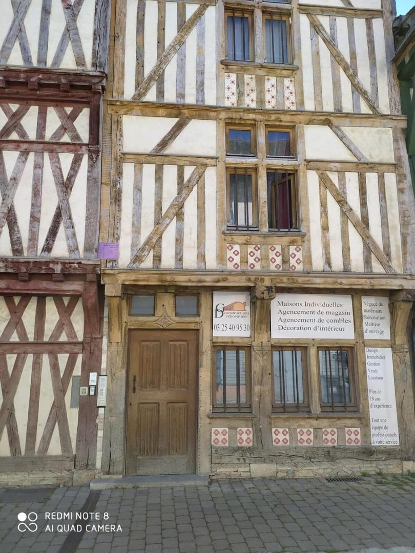 Le Scarabee Bleu - Confort Fonctionnel - Mon Groom Troyes Exterior photo